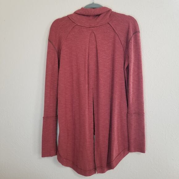 Free People NEW Split Back Red Turtleneck Relaxed Fit Knit High Low Tunic Top - Picture 6 of 9